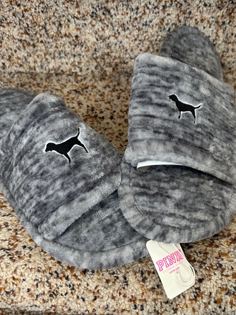 *NWT* VS Pink gray slipper M (7/8)
